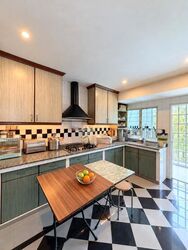 Serangoon Garden Estate (D19), Semi-Detached #637267111